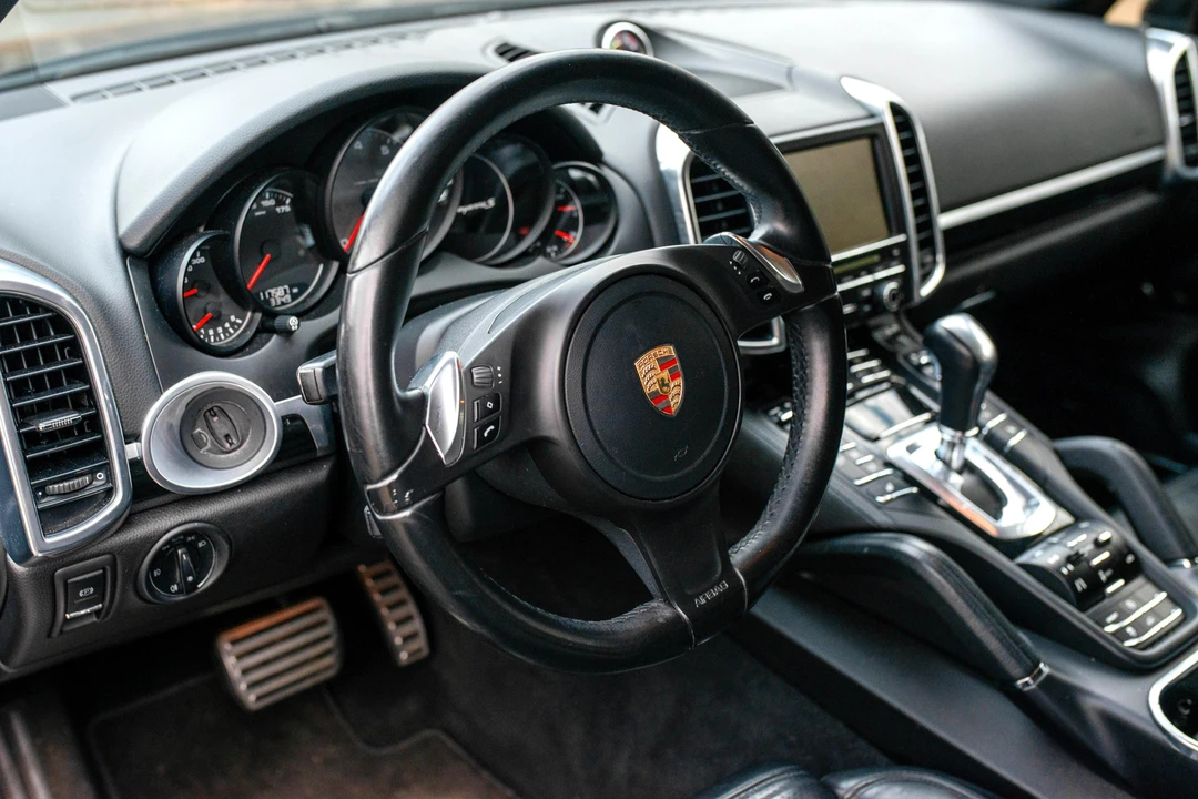 2013 Porsche 958 Cayenne S - Image 30 of 31
