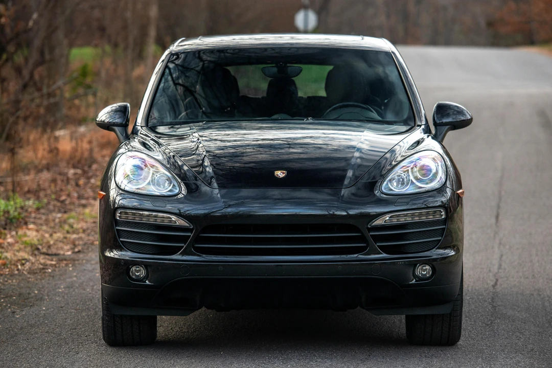 2013 Porsche 958 Cayenne S - Image 2 of 31