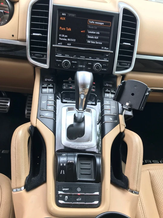2013 Porsche 958 Cayenne S - Image 11 of 11