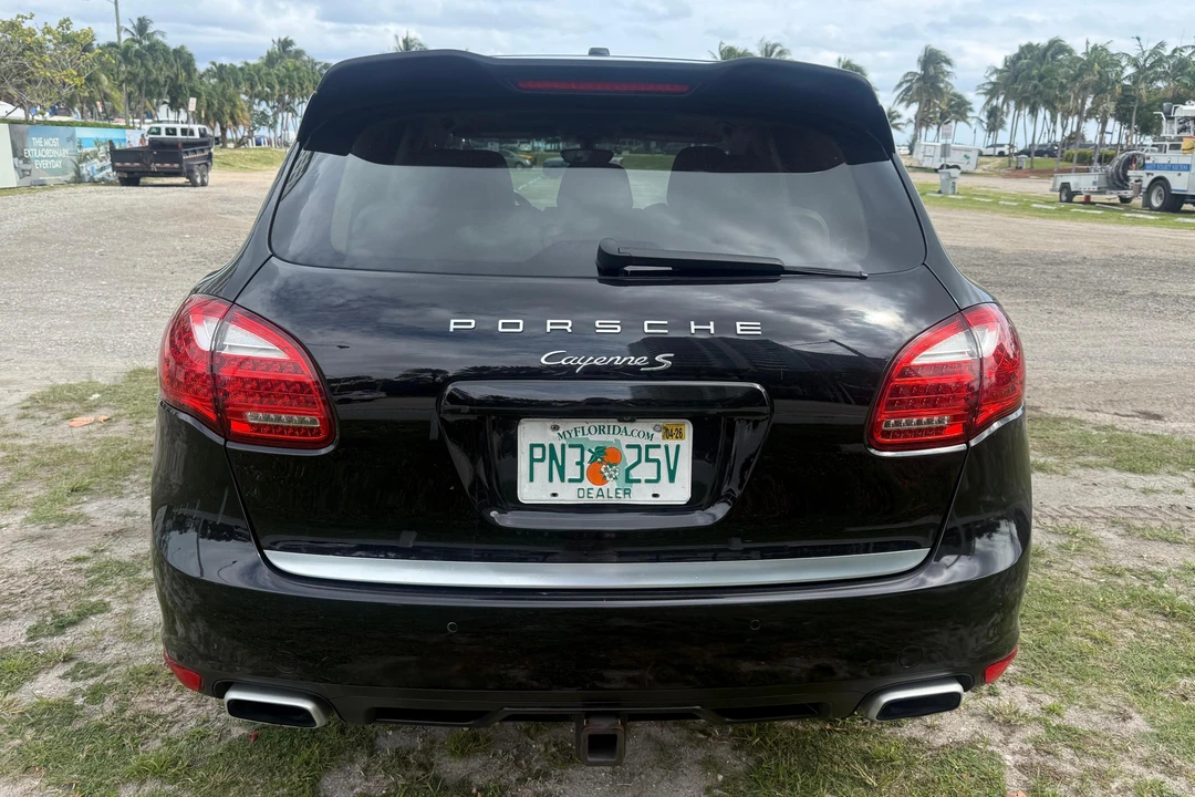 2013 Porsche 958 Cayenne S - Image 5 of 31