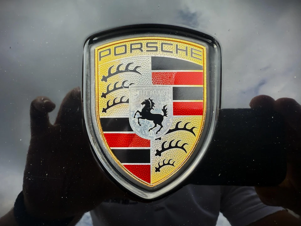 2013 Porsche 958 Cayenne S - Image 18 of 31