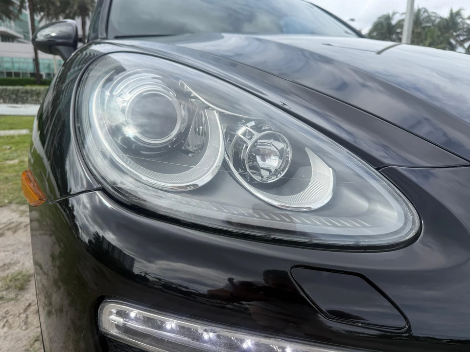 2013 Porsche 958 Cayenne S - Image 17 of 31