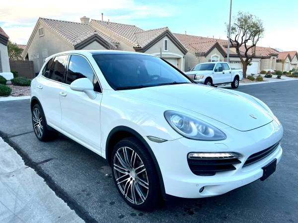 2013 Porsche 958 Cayenne - Image 3 of 18
