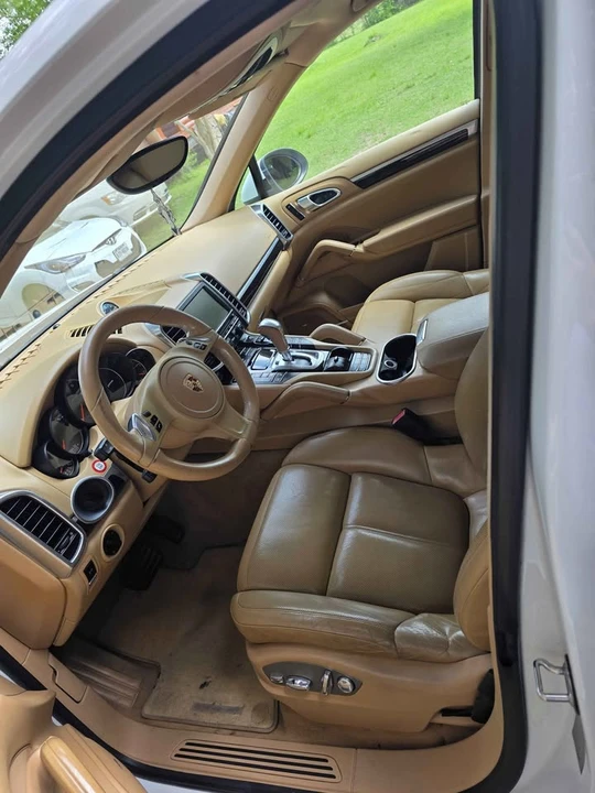 2013 Porsche 958 Cayenne - Image 5 of 8