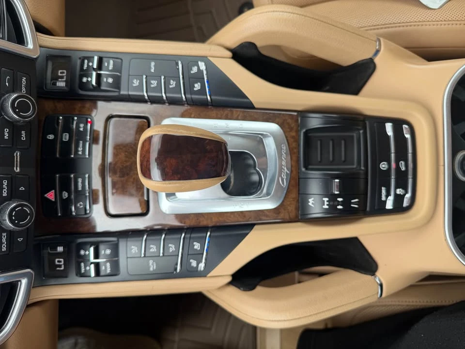 2013 Porsche 958 Cayenne - Image 19 of 20