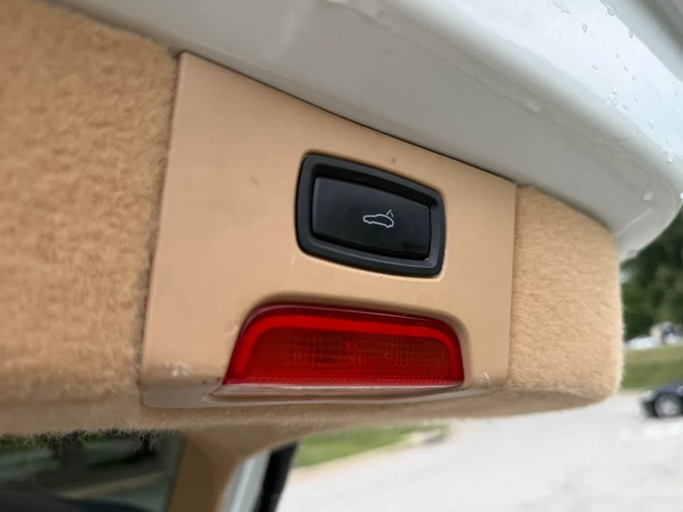 2013 Porsche 958 Cayenne - Image 12 of 20