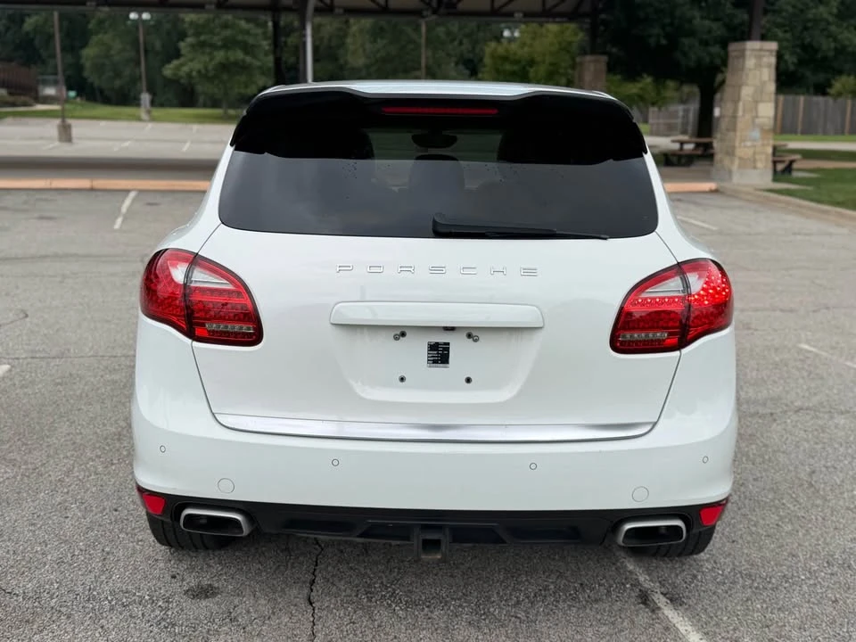 2013 Porsche 958 Cayenne - Image 6 of 20