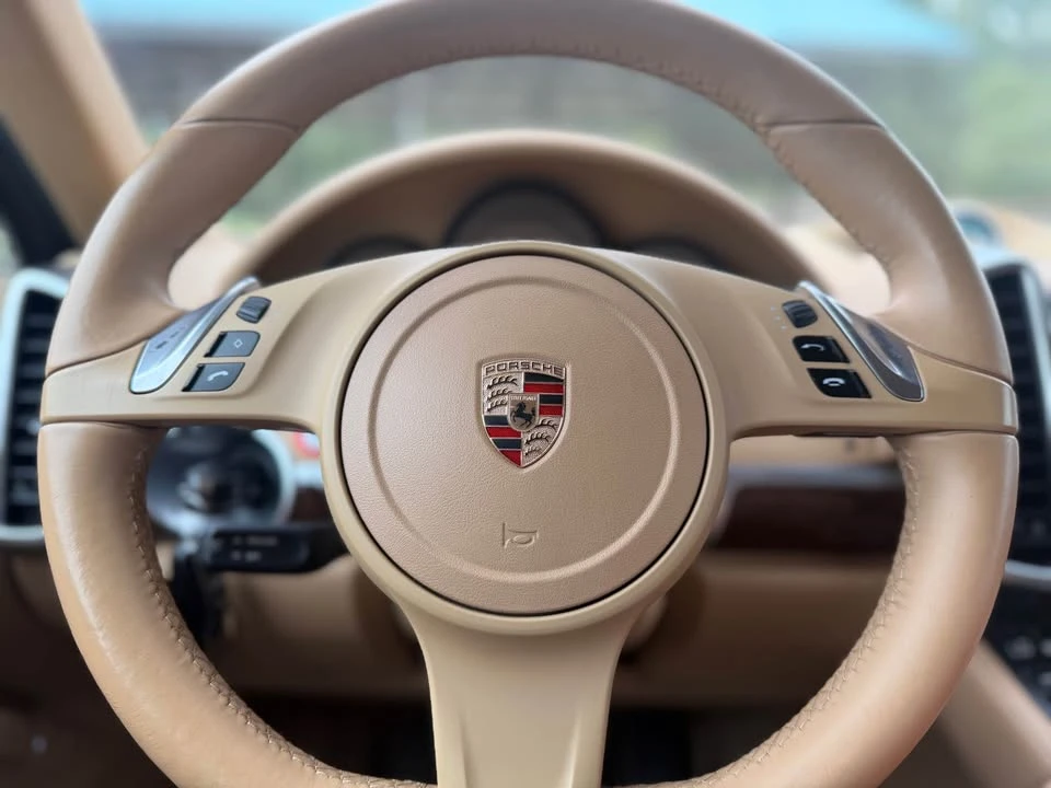 2013 Porsche 958 Cayenne - Image 16 of 20