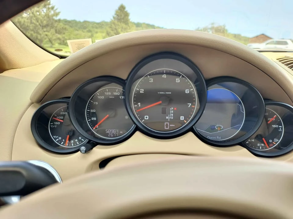 2013 Porsche 958 Cayenne - Image 13 of 18