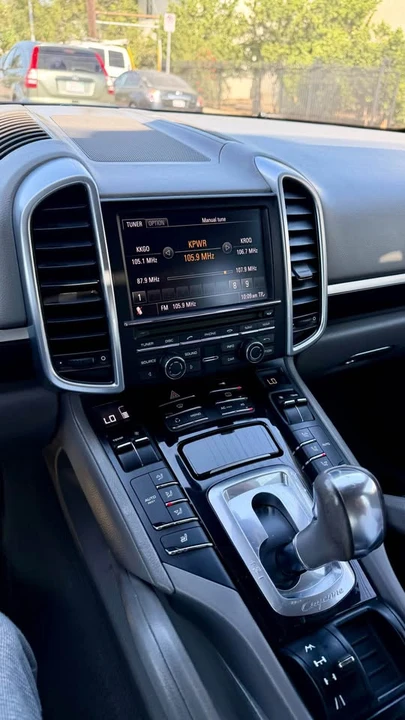 2013 Porsche 958 Cayenne - Image 14 of 14