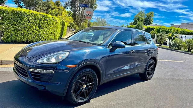 2013 Porsche Cayenne S Sport Utility 4D