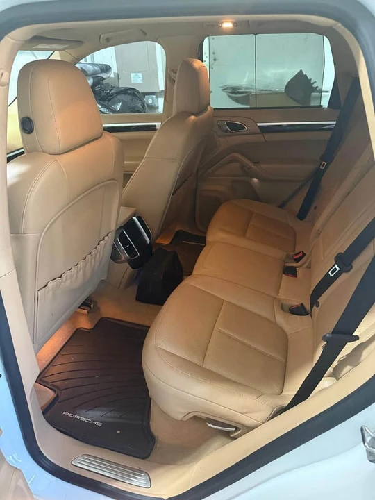 2013 Porsche 958 Cayenne - Image 7 of 10