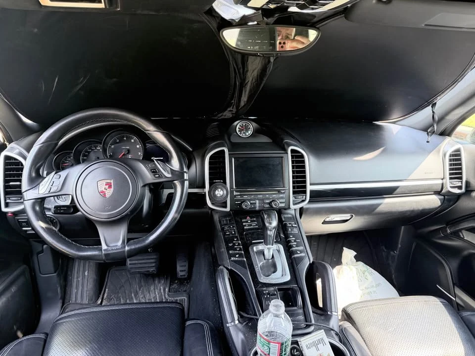 2013 Porsche 958 Cayenne - Image 6 of 6