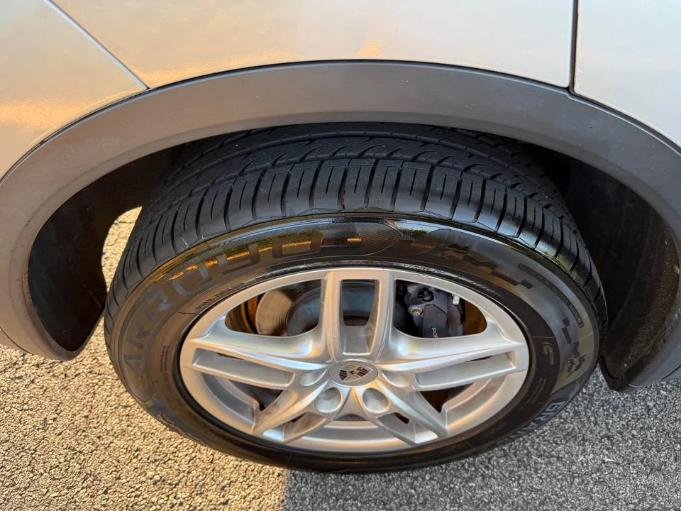 2013 Porsche 958 Cayenne - Image 7 of 20