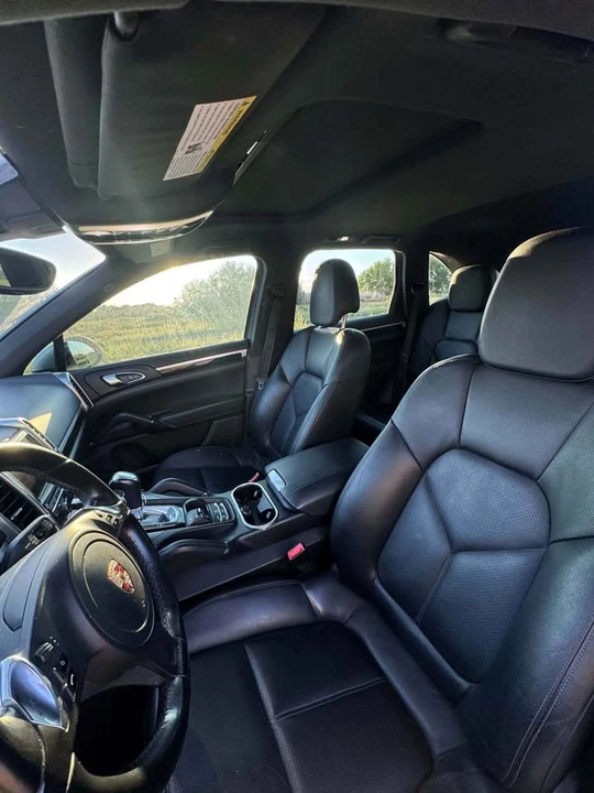 2013 Porsche 958 Cayenne - Image 10 of 15