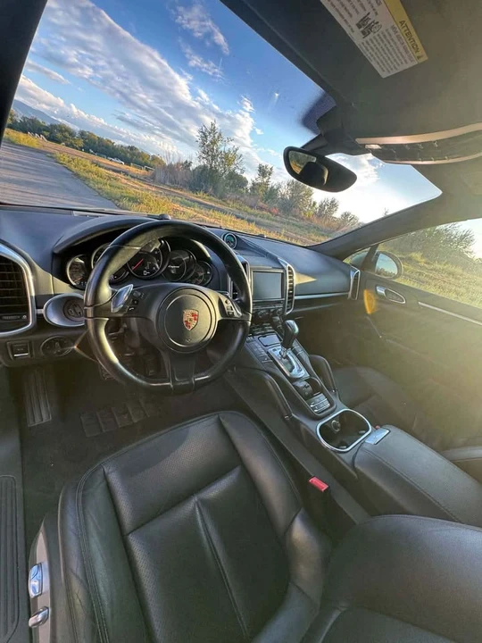 2013 Porsche 958 Cayenne - Image 8 of 15