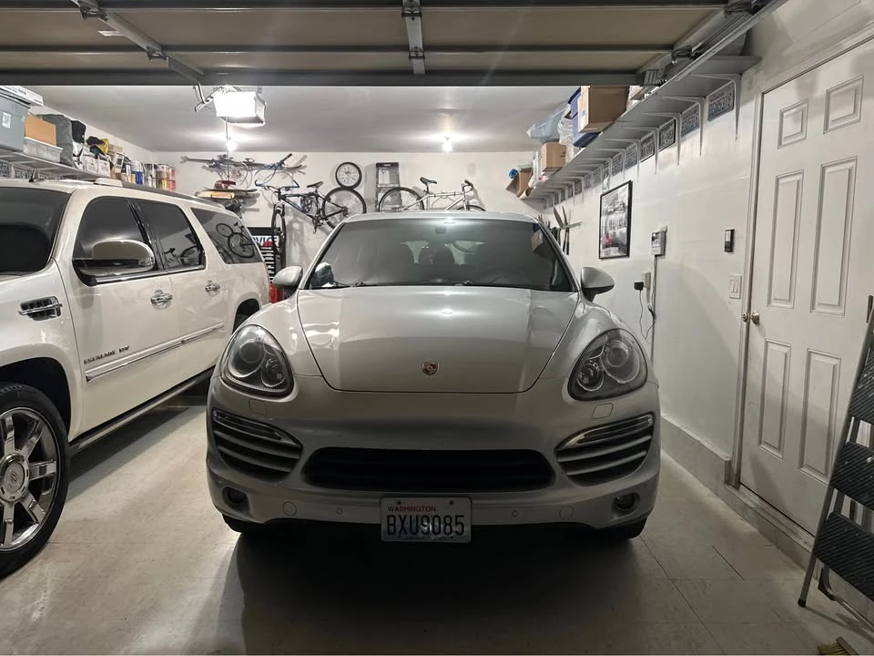2013 Porsche 958 Cayenne - Image 3 of 20