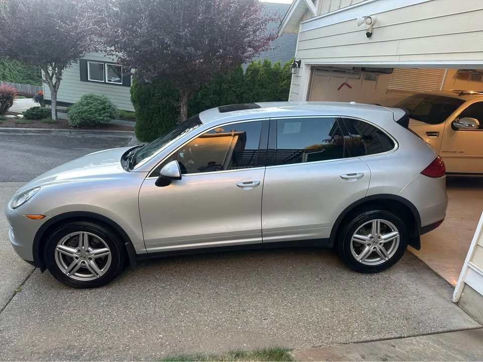 2013 Porsche 958 Cayenne - Image 8 of 20