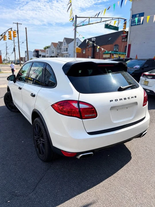 2013 Porsche 958 Cayenne - Image 5 of 14