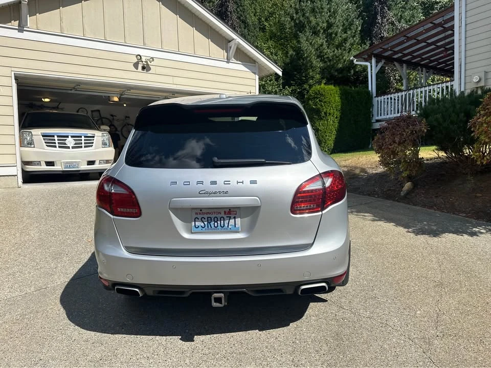 2013 Porsche 958 Cayenne - Image 12 of 20