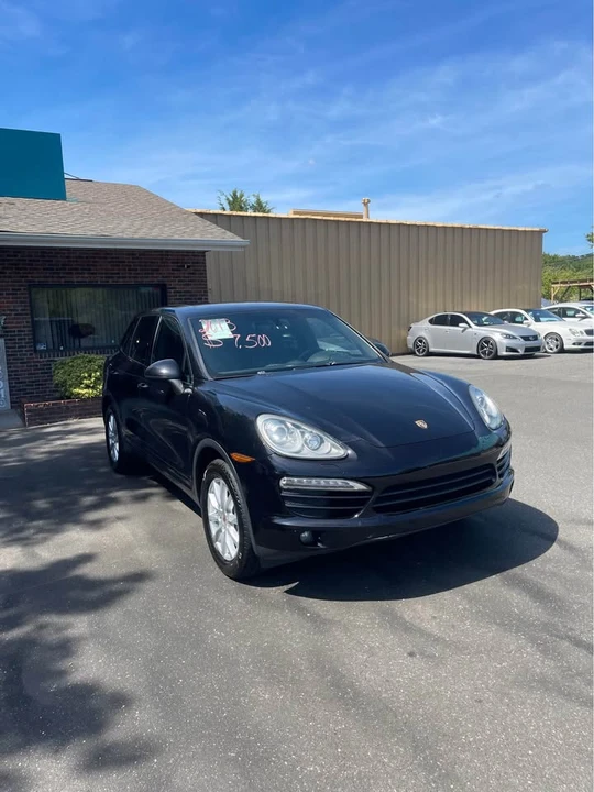 2013 Porsche 958 Cayenne - Image 2 of 15