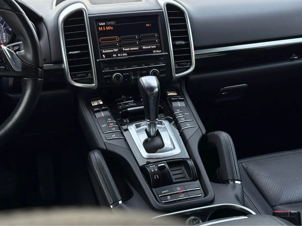 2013 Porsche 958 Cayenne - Image 5 of 9