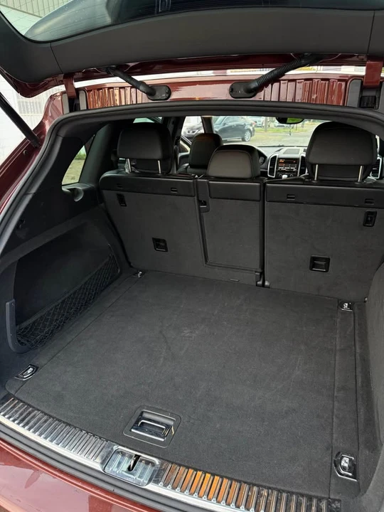 2013 Porsche 958 Cayenne - Image 7 of 9