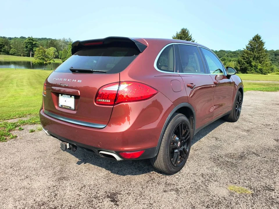 2013 Porsche 958 Cayenne - Image 8 of 20
