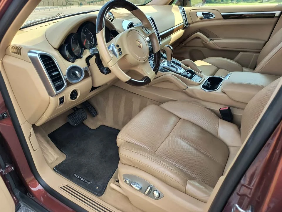 2013 Porsche 958 Cayenne - Image 13 of 20