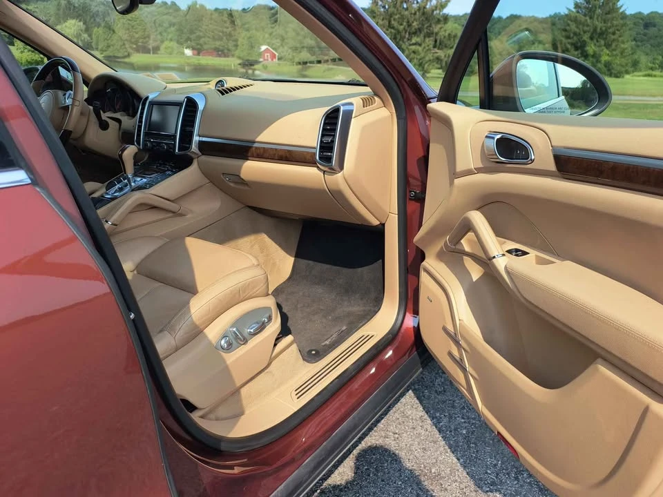 2013 Porsche 958 Cayenne - Image 15 of 20