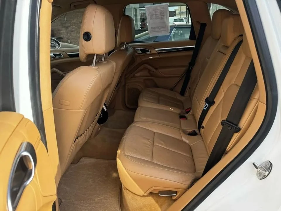 2013 Porsche 958 Cayenne - Image 12 of 20