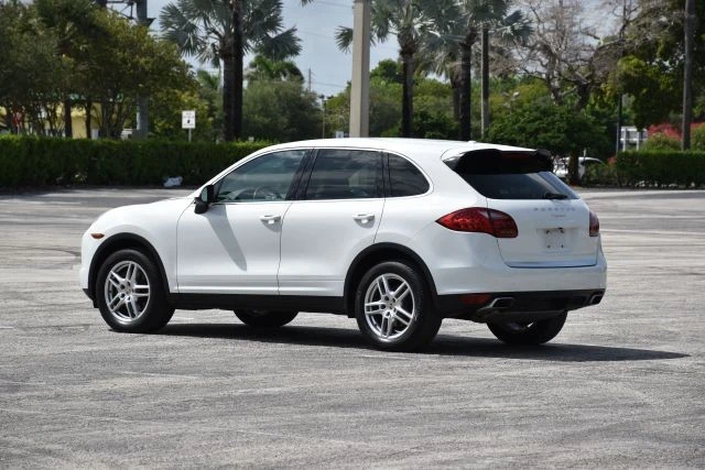 2013 Porsche 958 Cayenne - Image 4 of 17