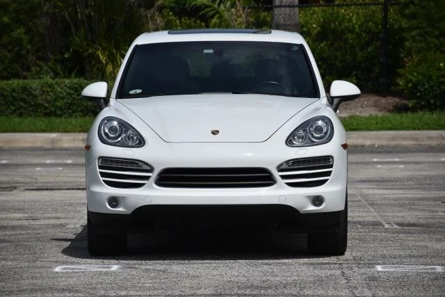 2013 Porsche 958 Cayenne - Image 7 of 17