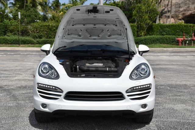 2013 Porsche 958 Cayenne - Image 17 of 17