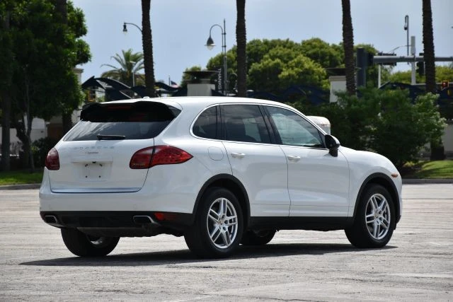 2013 Porsche 958 Cayenne - Image 3 of 17
