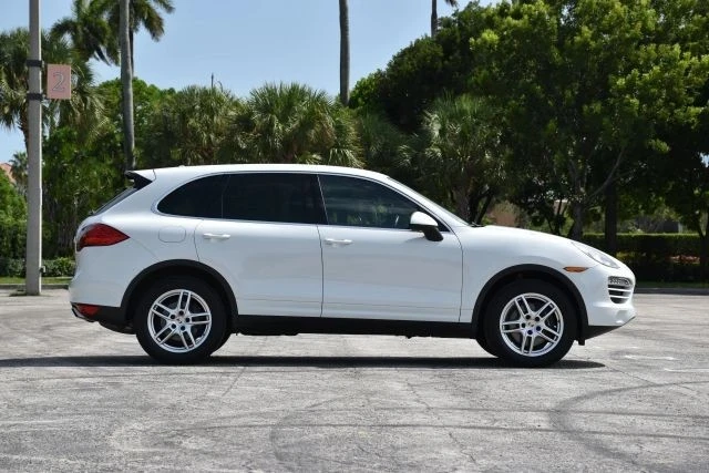 2013 Porsche 958 Cayenne - Image 5 of 17