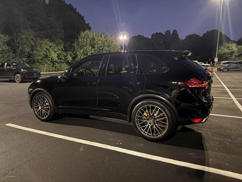 2013 Porsche 958 Cayenne Turbo - Image 4 of 19