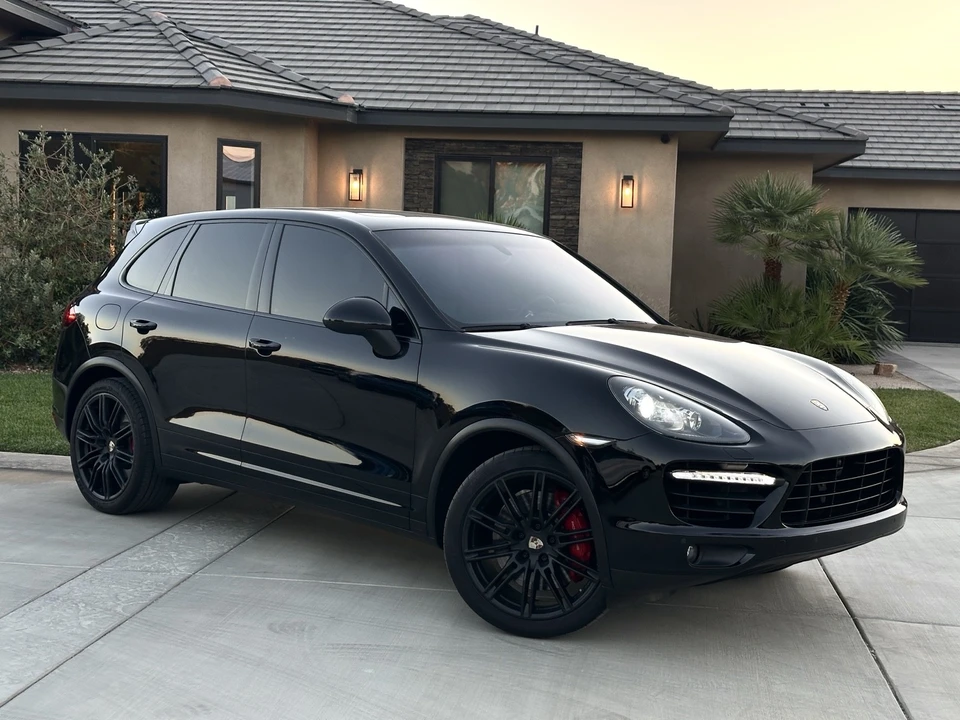 2013 Porsche 958 Cayenne Turbo - Image 2 of 23
