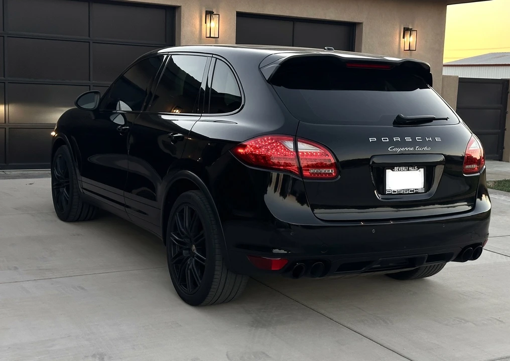 2013 Porsche 958 Cayenne Turbo - Image 3 of 23