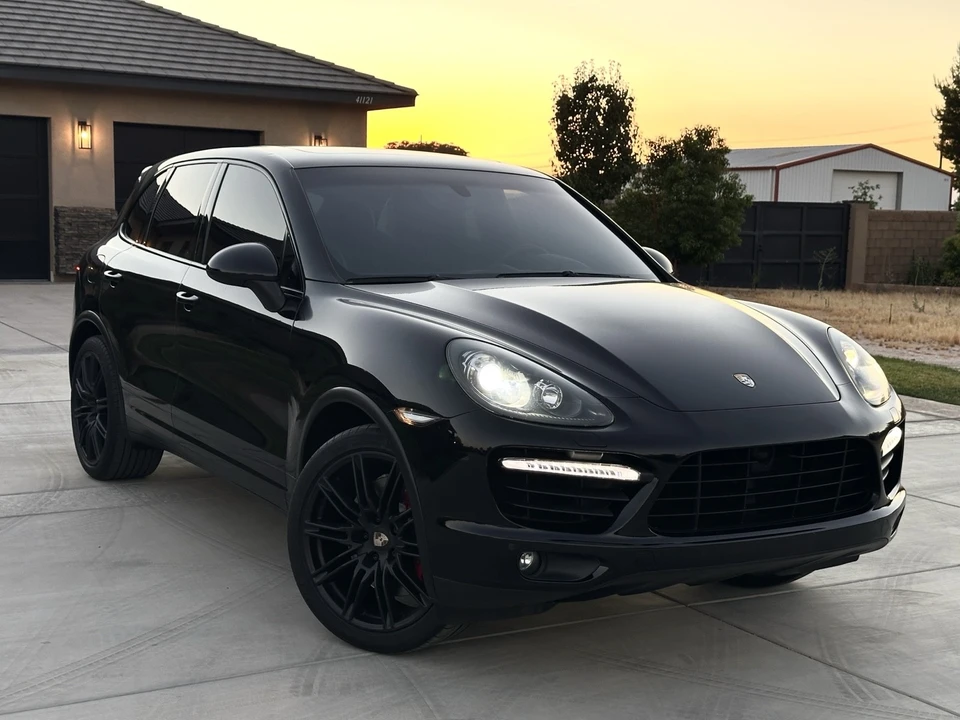 2013 Porsche 958 Cayenne Turbo - Image 9 of 23