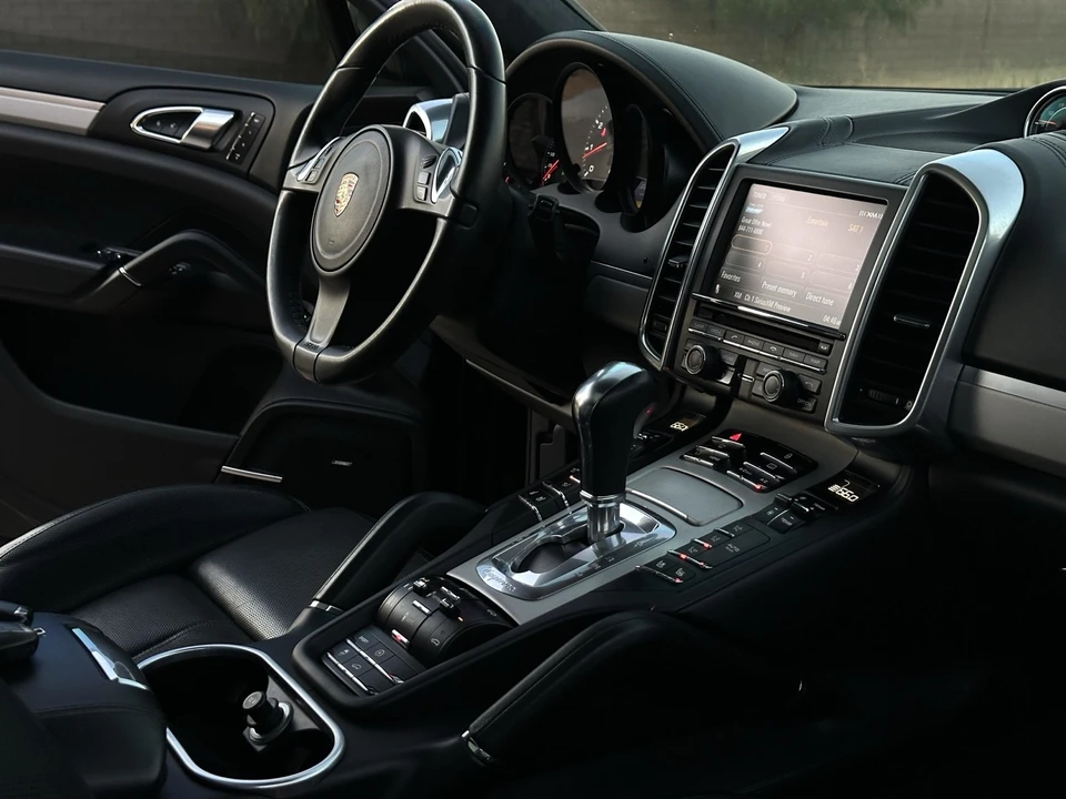 2013 Porsche 958 Cayenne Turbo - Image 18 of 23
