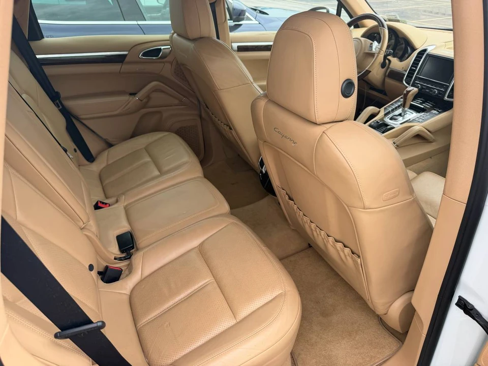 2013 Porsche 958 Cayenne - Image 12 of 23