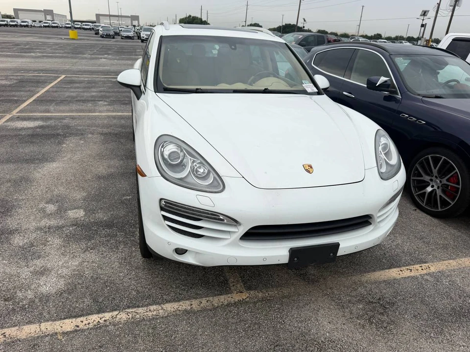 2013 Porsche 958 Cayenne - Image 22 of 23