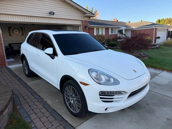 2013 Porsche 958 Cayenne - Image 3 of 11
