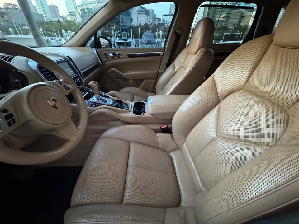2013 Porsche 958 Cayenne - Image 14 of 21