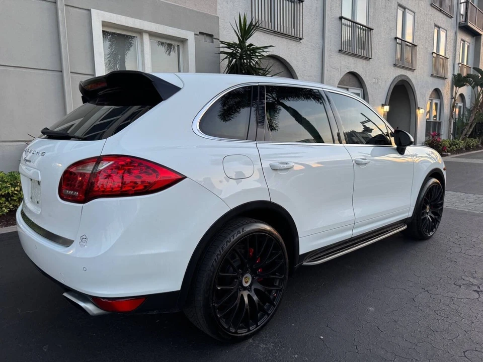 2013 Porsche 958 Cayenne - Image 8 of 21
