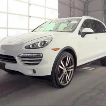 2013 Porsche Cayenne Tiptronic