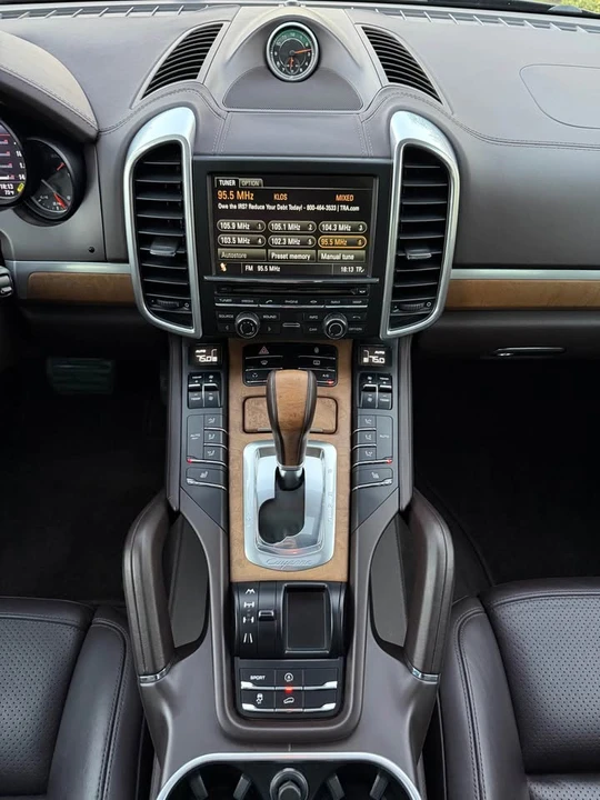 2013 Porsche 958 Cayenne - Image 15 of 19