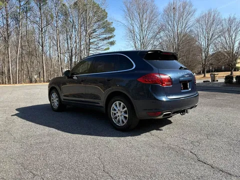 2013 Porsche 958 Cayenne - Image 2 of 7