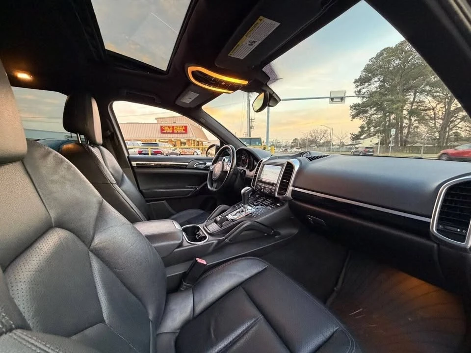 2013 Porsche 958 Cayenne - Image 18 of 20
